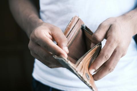 image of an empty wallet 